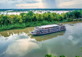 Une croisière peut être plus qu’un moyen pratique de voyager. Il peut offrir une perspective différente sur une destination, reliant les villes historiques, les paysages ruraux et les cultures régionales à travers les voies navigables qui ont contribué à les façonner. CroisiEurope propose des croisières fluviales, fluviales et côtières à travers l'Europe et des destinations sélectionnées dans le monde entier. Ses itinéraires vont des voyages le long du Rhin, du Danube et de la Seine aux voyages en Méditerranée, aux îles Canaries et dans la région du Mékong.