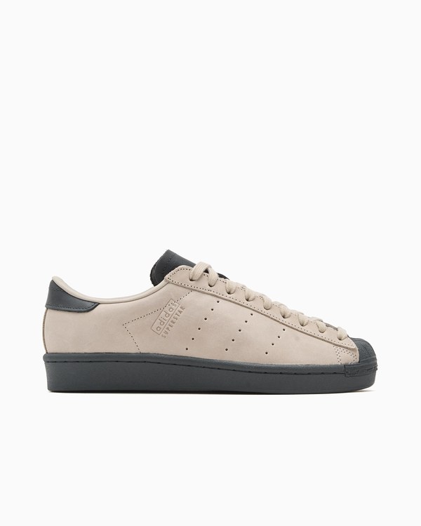 Zapatillas adidas Originals Superstar Vintage Short Shell beige con puntera de goma