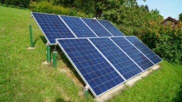 In einer zunehmend vernetzten Welt ist zuverlässige Stromversorgung unerlässlich für Arbeit, Reisen, Outdoor-Abenteuer und Notfallvorsorge. Jackery hat sich als einer der führenden Innovatoren im Bereich mobiler Energieversorgung und erneuerbarer Energietechnologien etabliert und bietet eine breite Palette an Solargeneratoren, tragbaren Powerstations und Heimspeicherlösungen, die Menschen überall mit Strom versorgen. Jackery ist bekannt für die Kombination aus Mobilität, Nachhaltigkeit und benutzerfreundlichem Design und hat maßgeblich dazu beigetragen, den Zugang zu sauberer Energie im Alltag und in netzfernen Gebieten zu revolutionieren.