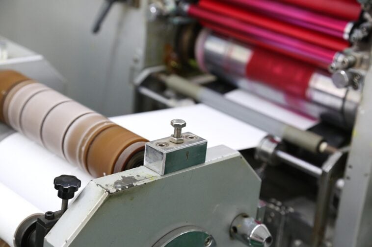 Pour la plupart des gens, l'encre et le toner sont un élément ennuyeux, mais indispensable de la vie moderne. Que vous imprimiez des cartes d'embarquement à la maison, des factures au bureau ou des projets scolaires pour les enfants, vous avez besoin d'une cartouche performante, sans vous ruiner. C'est là que Tinkco entre en jeu. Basée en France, cette marque s'est fait un nom en proposant des consommables d'impression abordables et fiables, avec une livraison rapide et une expérience client d'une simplicité déconcertante. Si vous en avez assez de payer le prix fort pour vos cartouches d'imprimante ou d'attendre une éternité, Tinkco est la solution idéale. Leur combinaison d'économies, de rapidité et d'avantages client prioritaires en fait l'un des secrets les mieux gardés de l'impression européenne.