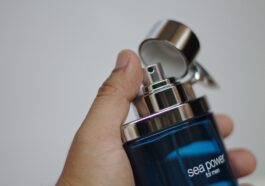 Dans l'univers de la beauté de luxe, les consommateurs recherchent aujourd'hui bien plus que de simples produits : ils aspirent à des expériences, à l'authenticité, à la qualité et à des marques qui incarnent la culture beauté contemporaine. Alliant l'élégance parisienne aux tendances beauté actuelles, Olara Paris s'est imposée comme une destination incontournable où parfums de luxe, soins de la peau haut de gamme, maquillage de luxe et produits de beauté incontournables se côtoient dans un univers sophistiqué. Avec une collection impressionnante de plus de 30 000 produits de beauté et plus de 400 marques renommées, Olara Paris offre une expérience beauté soigneusement sélectionnée, conçue pour les passionnés de parfums, les adeptes des soins de la peau et les consommateurs soucieux des tendances. Des parfums de luxe intemporels aux produits de beauté plébiscités sur les réseaux sociaux, Olara Paris redéfinit la vente de produits de beauté modernes avec style, accessibilité et innovation.